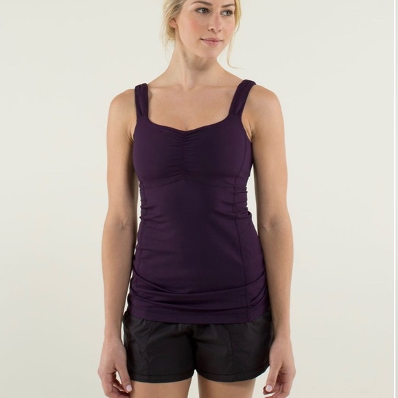 Lululemon Aria Tank II. Size 4 Color: Deep Zinfandel excellent condition - Picture 1 of 13